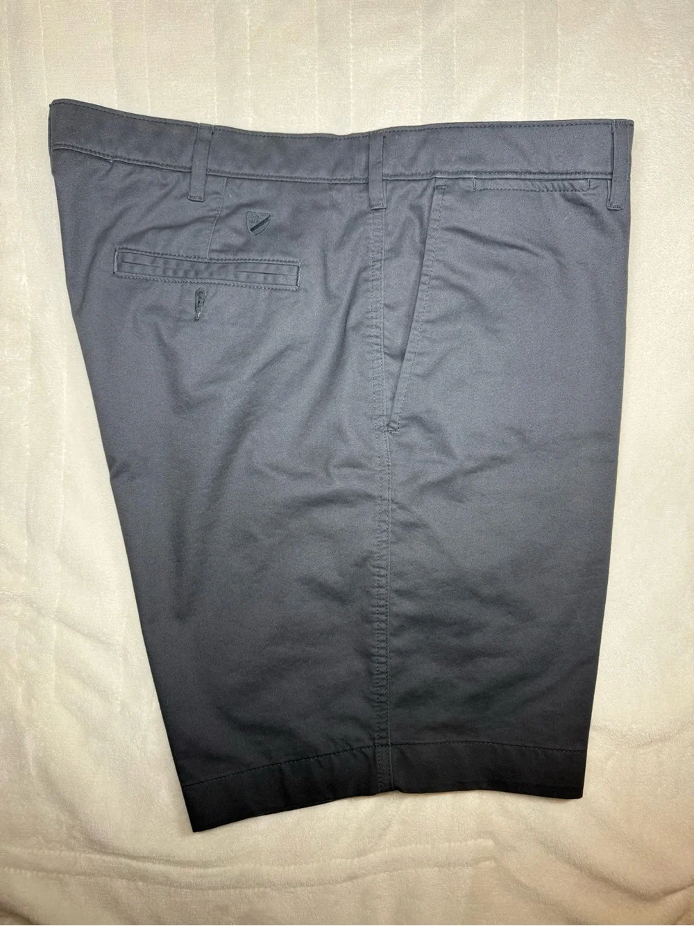 Daniel Cremieux Men's Gray Flat Front Shorts with Red Stitch Accent